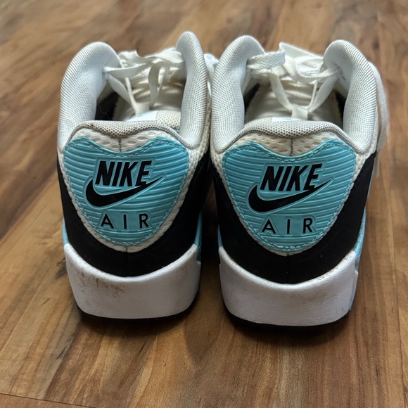 Nike Air Max Golf Sneakers - Picture 2 of 4